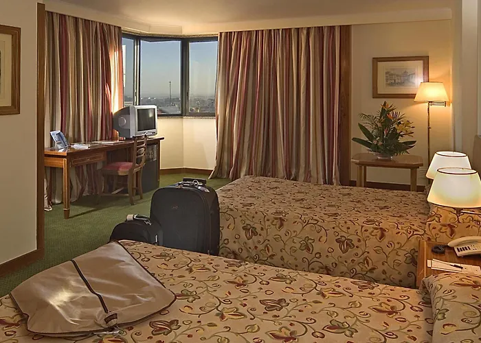 Hotel Real Parque 4*