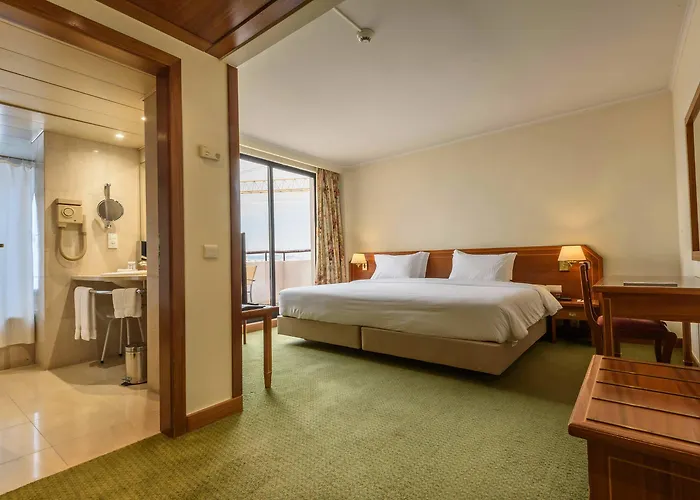 Real Parque Отель 4*