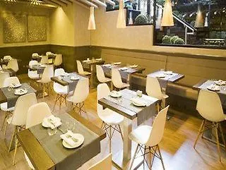 Отель Real Parque 4*